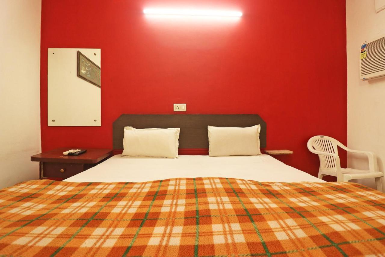 Spot On 48690 Hotel Host Agra  Zewnętrze zdjęcie